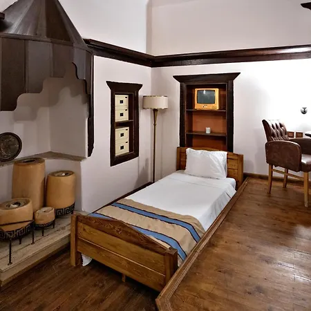 Old House Hotel&pub Antalya